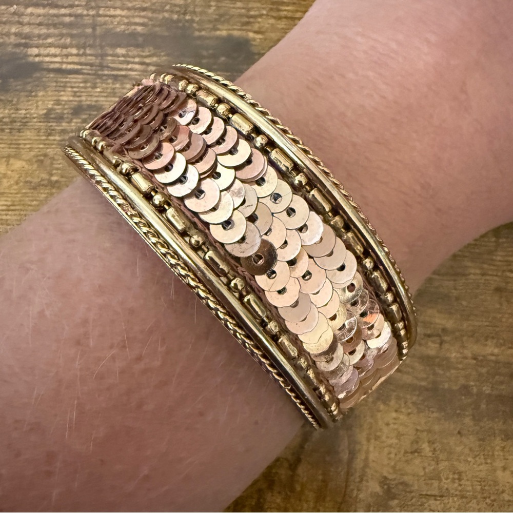 Y2K Chunky Copper Color Bangle Bracelet Metal & Sequins Spring Hinge Open Close - Picture 2 of 10